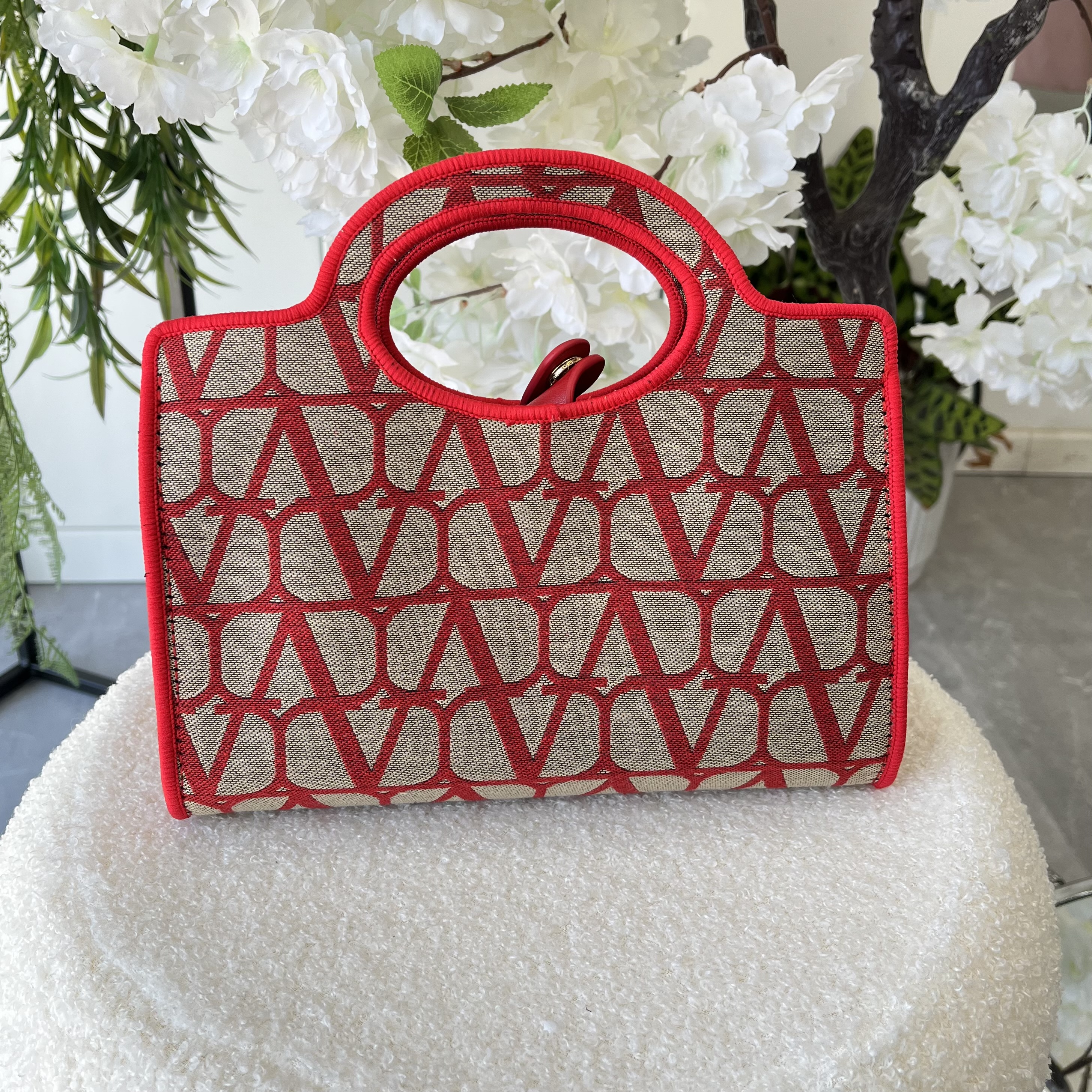 Valentino-1